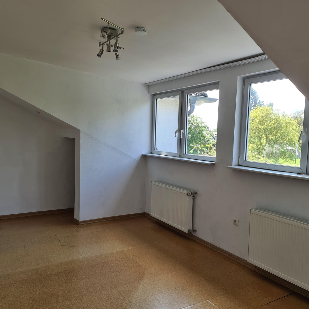 Zweifamilienrheieneckhaus mit 2 Eingängen in Köln Heimersdorf – Köln – Vorschaubild 12