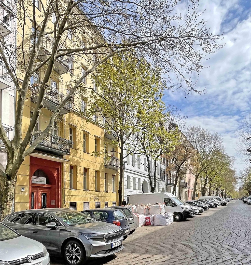 Provisionsfrei: Ihr neues Zuhause am Zionskirchplatz – stilvoll saniert und sofort bezugsfrei – Berlin – Vorschaubild 3
