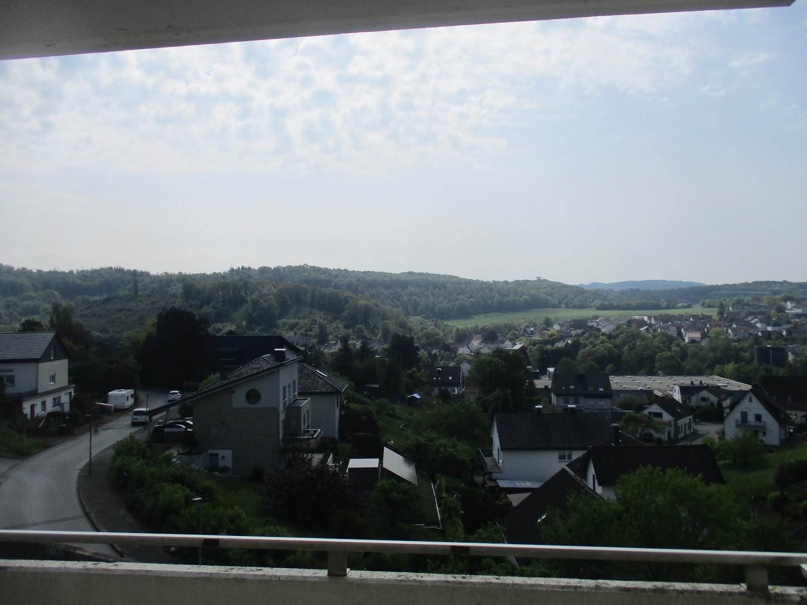 3 bis 4 Zimmer mit Balkon, 2. OG m. Aufzug, Hemer, Unter dem Asenberg 3 – Hemer – Vorschaubild 12