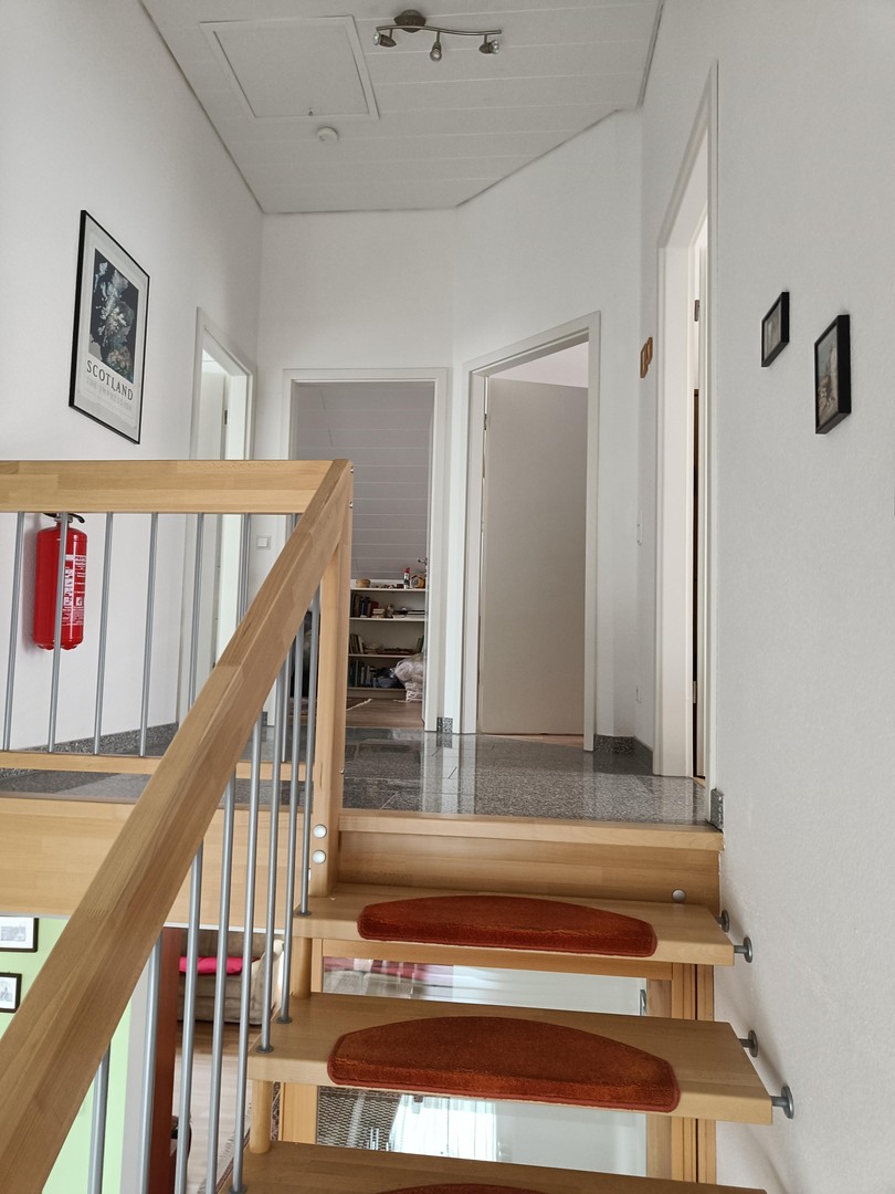 Gepflegtes Einfamilienhaus mit Garten in ruhiger Lage – Wiernsheim – Vorschaubild 22