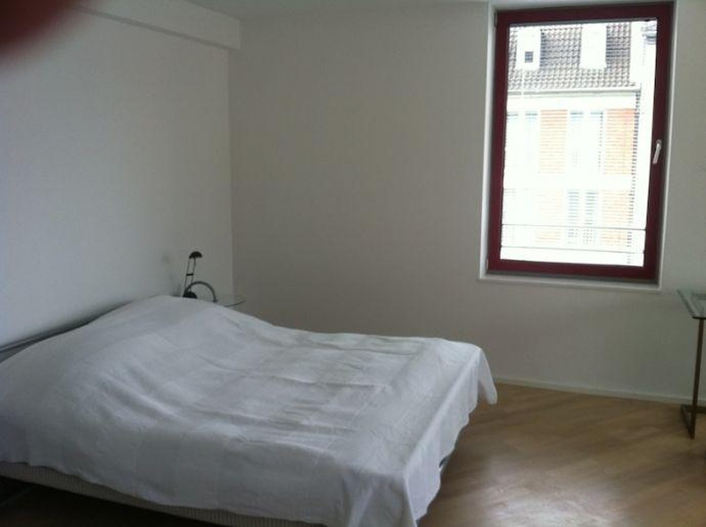 Moderne 2 Zimmer-Etagenwohnung mit Balkon und EBK – Köln – Vorschaubild 2