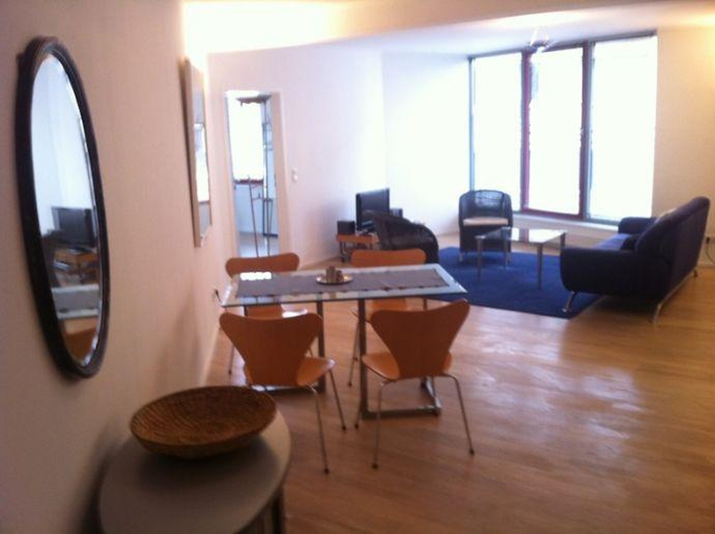 Moderne 2 Zimmer-Etagenwohnung mit Balkon und EBK – Köln – Vorschaubild 4