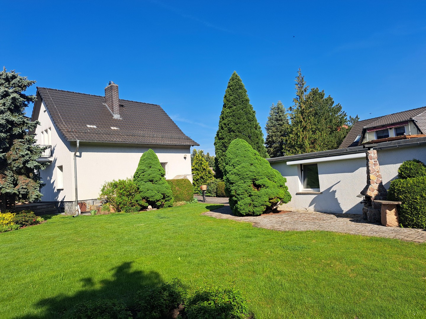 Willkommen in Ihrem neuen Zuhause mit hübschem großem Garten in guter Lage von Spremberg! – Spremberg – Bild 1 von 17