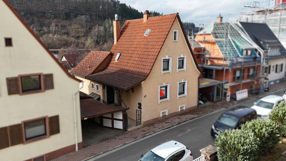 +++ Charmantes Einfamilienhaus mit Südausrichtung, Wintergärten, Carport in bevorzugter, ruhiger Wohnlage+++ – Rodalben – Vorschaubild 2