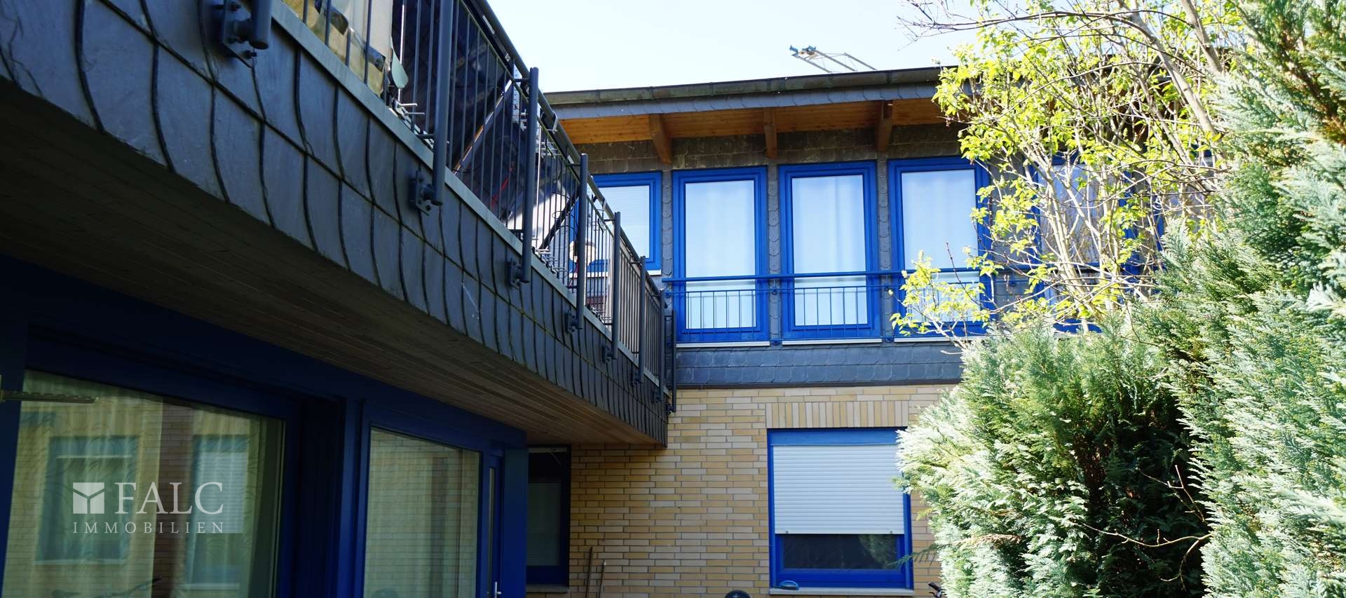 Ein Haus - 4 Wohnungen - ca. 555 m² Wfl. auf ca. 900 m² Grundstück von FALC-Immobilien Göttingen – Göttingen – Vorschaubild 8