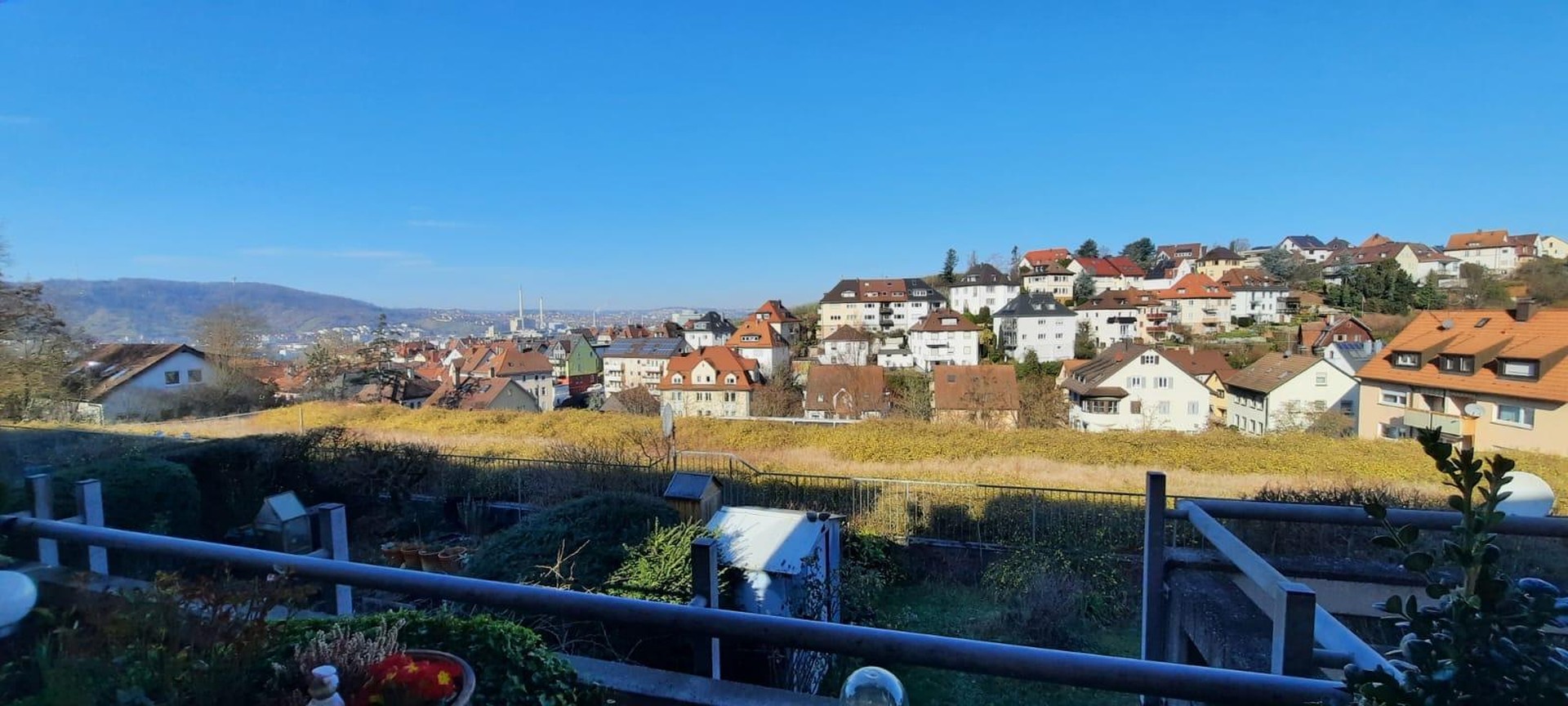 Attraktive 3-Zimmer Wohnung in ruhiger Aussichtslage von Stuttgart