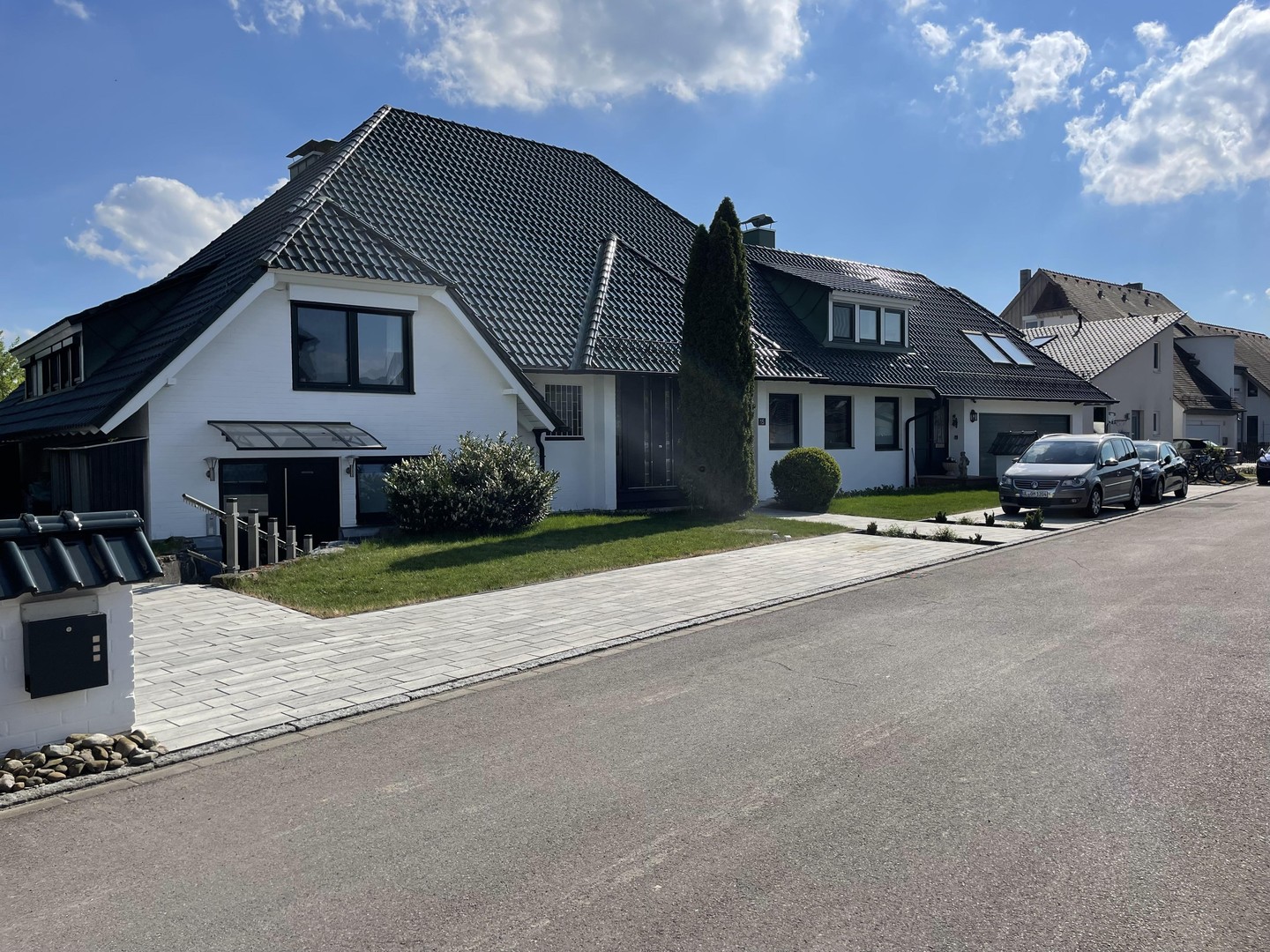Modernes Mehrgenerationenhaus – Kapitalanlage – provisionsfrei – Dietenheim – Vorschaubild 2