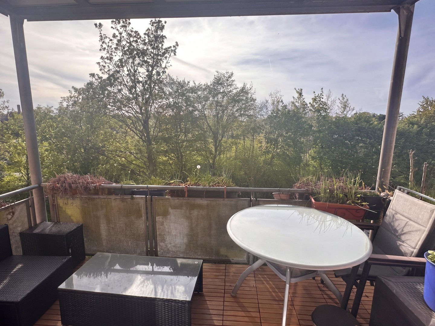 4-Zimmer-Wohnung mit Weitblick ins Grüne und Abendsonne – Augsburg – Bild 1 von 11