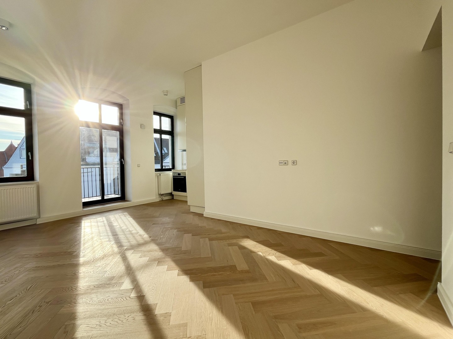 Kernsanierter Altbau | 3 Zimmer mit Weitblick | 2 Balkone | EBK inkl. | Aufzug | top Anbindung – Berlin – Vorschaubild 5