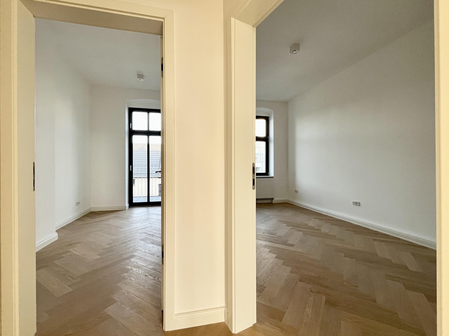 Kernsanierter Altbau | 3 Zimmer mit Weitblick | 2 Balkone | EBK inkl. | Aufzug | top Anbindung – Berlin – Vorschaubild 8