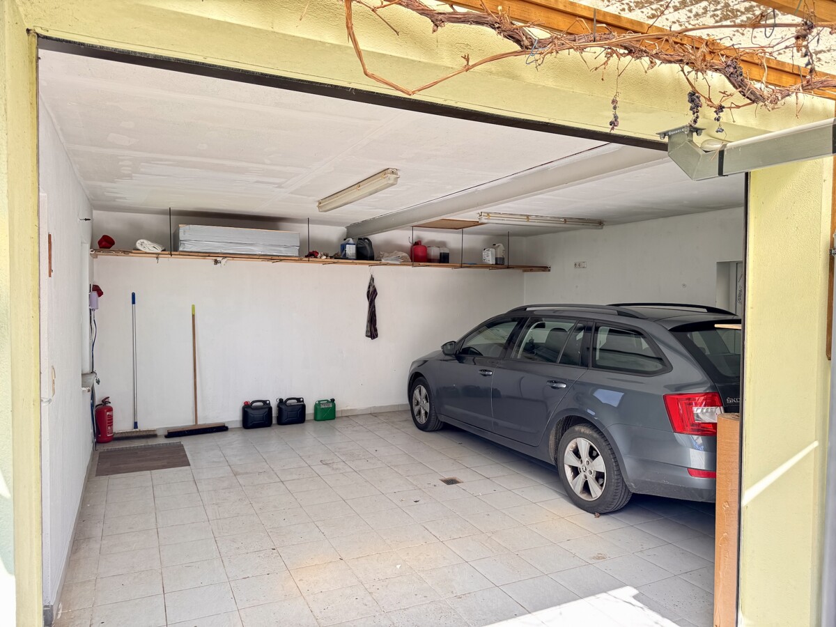 HORN IMMOBILIEN + Einfamilienhaus mit Einbauküche, Doppelgarage und Keller in Krugsdorf bei Pasewalk – Krugsdorf – Vorschaubild 7