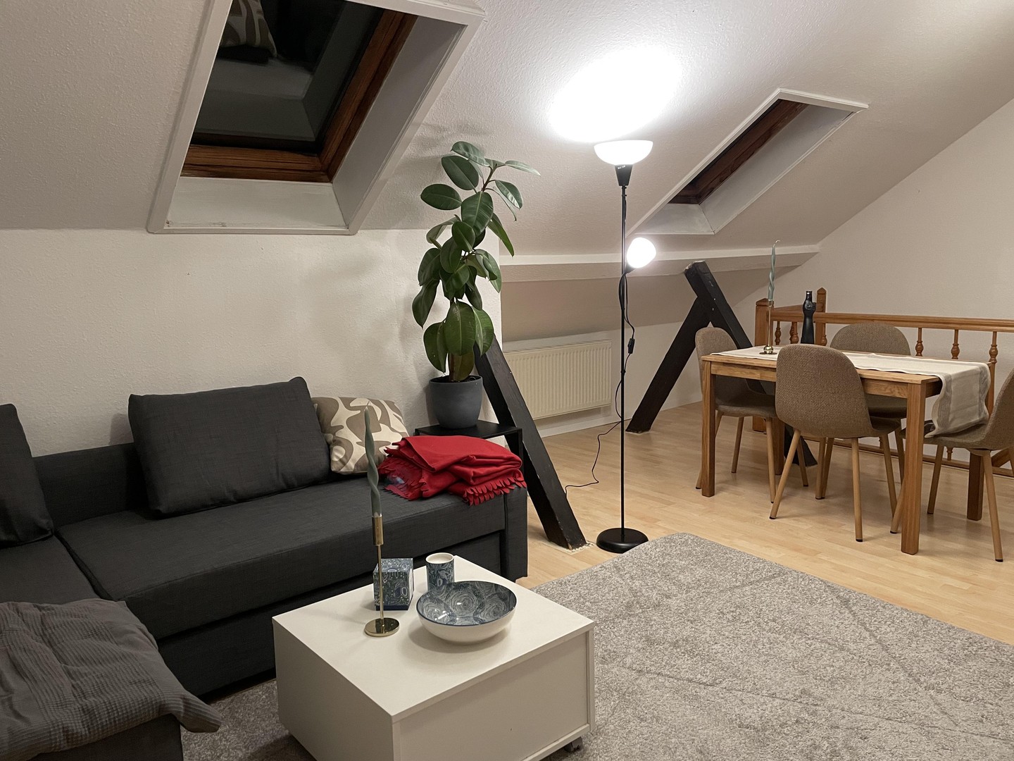 Möblierte 3 Zimmer Maisonette Wohnung in zentraler Lage zu vermieten – Leipzig – Vorschaubild 11