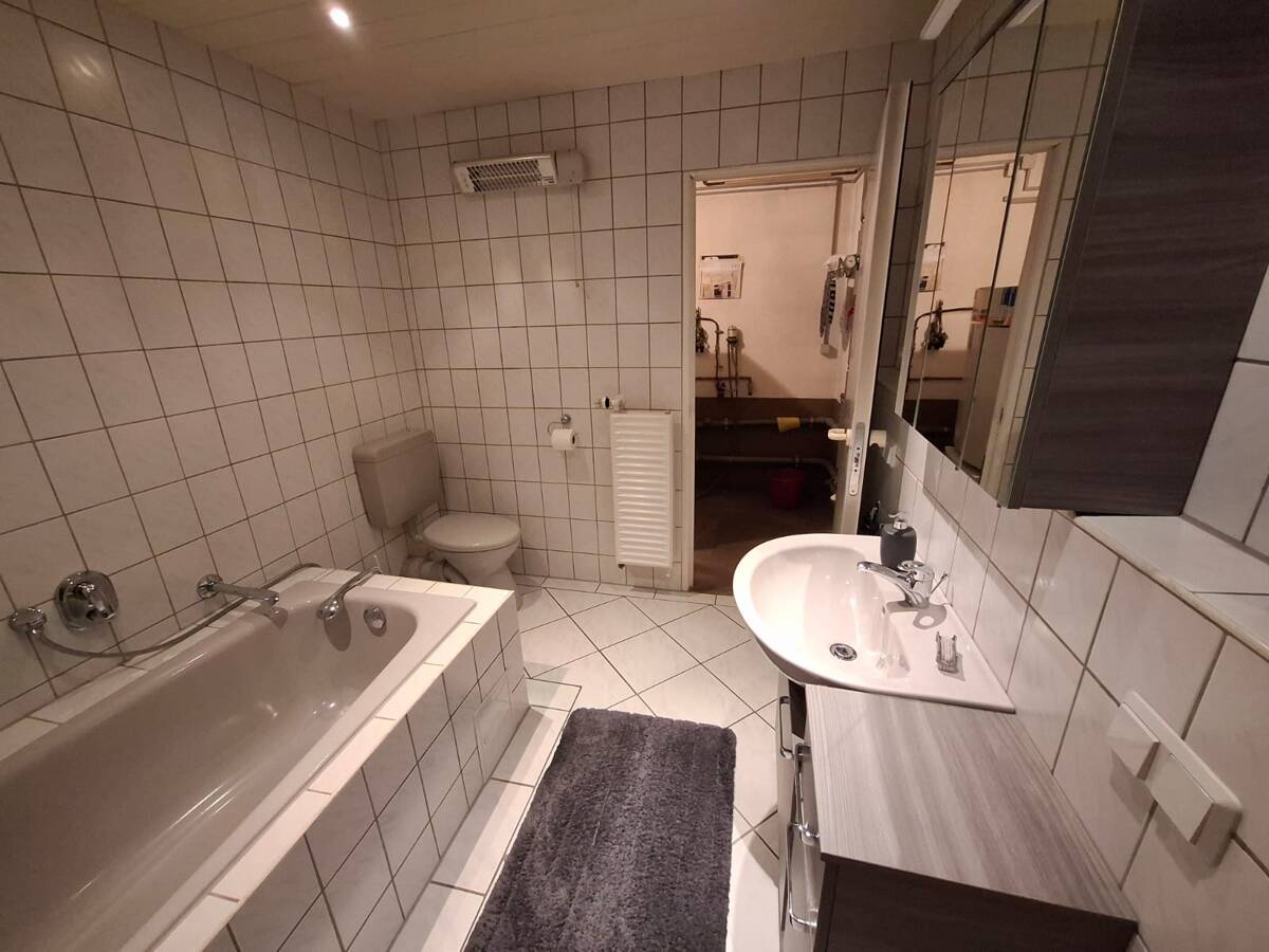 Top-Anlage-Objekt / Gepflegtes Einfamilienhaus – Hövels – Vorschaubild 3