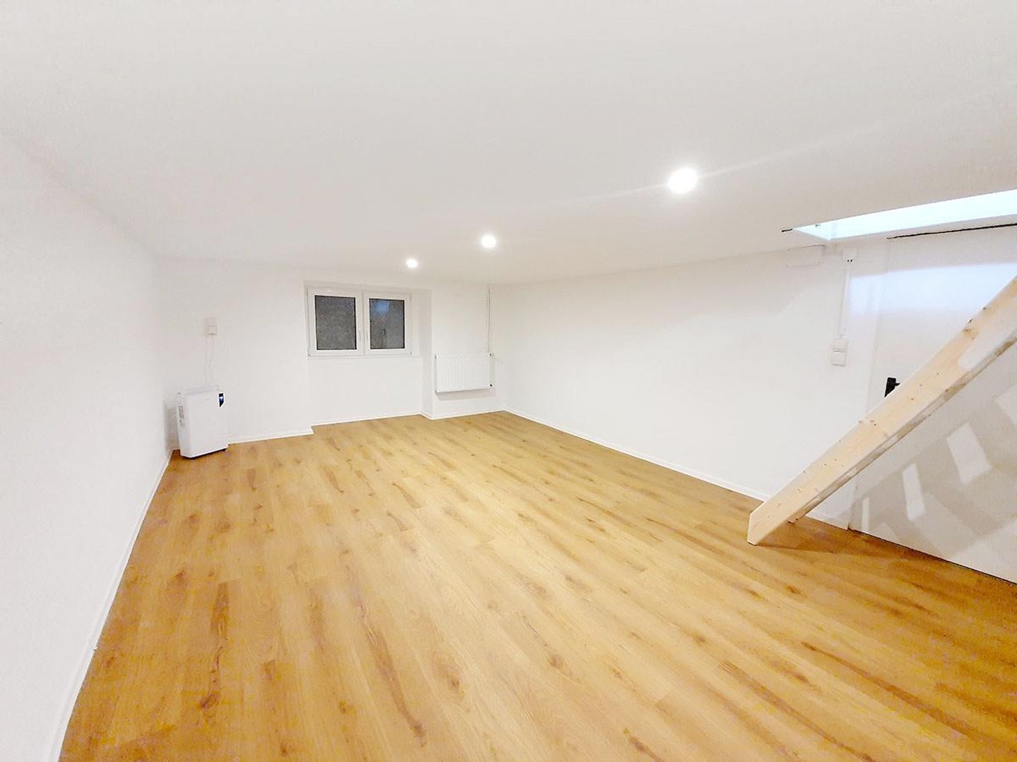 Sanierter Altbau am Savignyplatz • 2 Bäder • 3 Zi + Souterrain • unbefristet • Hofzugang – Berlin – Vorschaubild 14