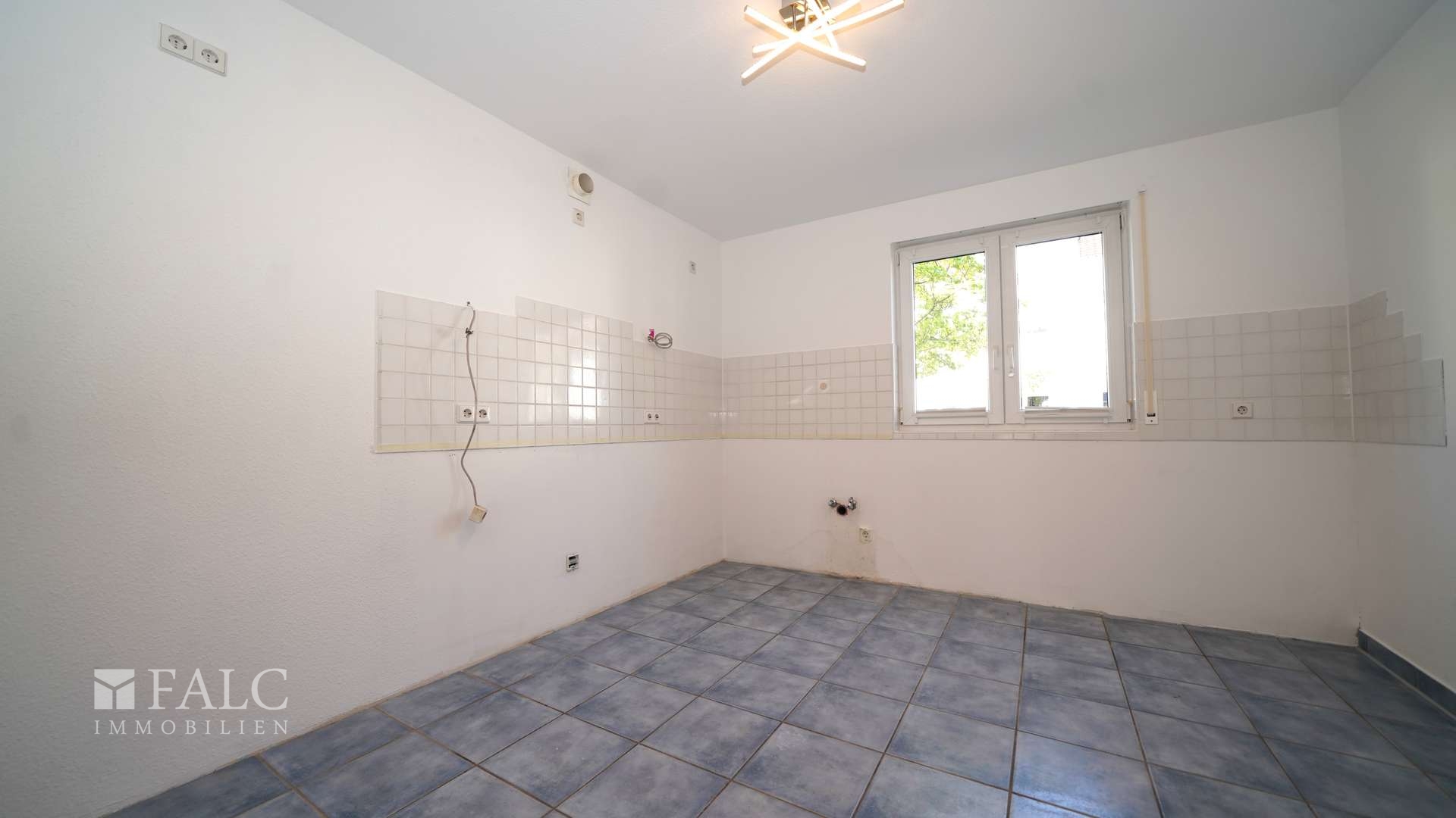 Elegant mit viel Platz - FALC Immobilien – Langenbrettach – Vorschaubild 10