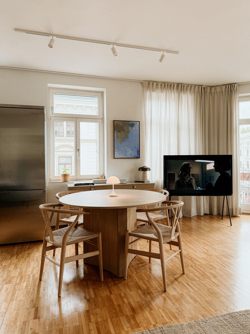 Elegant 2-Room Apartment with Balcony in Leipzig’s Prestigious Musikviertel – Leipzig – Vorschaubild 2