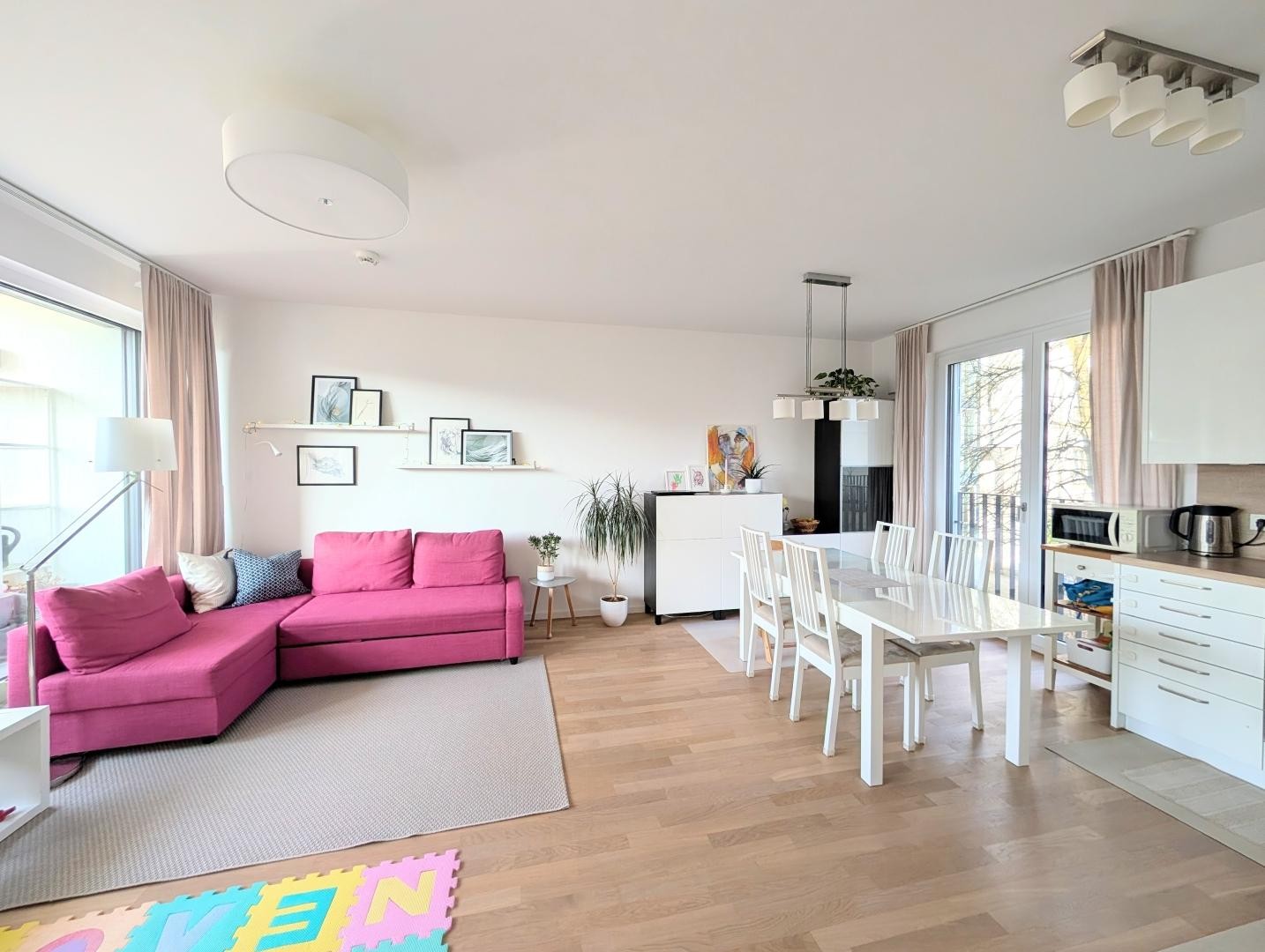 Neubau‑3‑Zimmer‑Wohnung in ruhiger Lage mit 2 Bädern und Süd-Loggia – Berlin – Vorschaubild 2