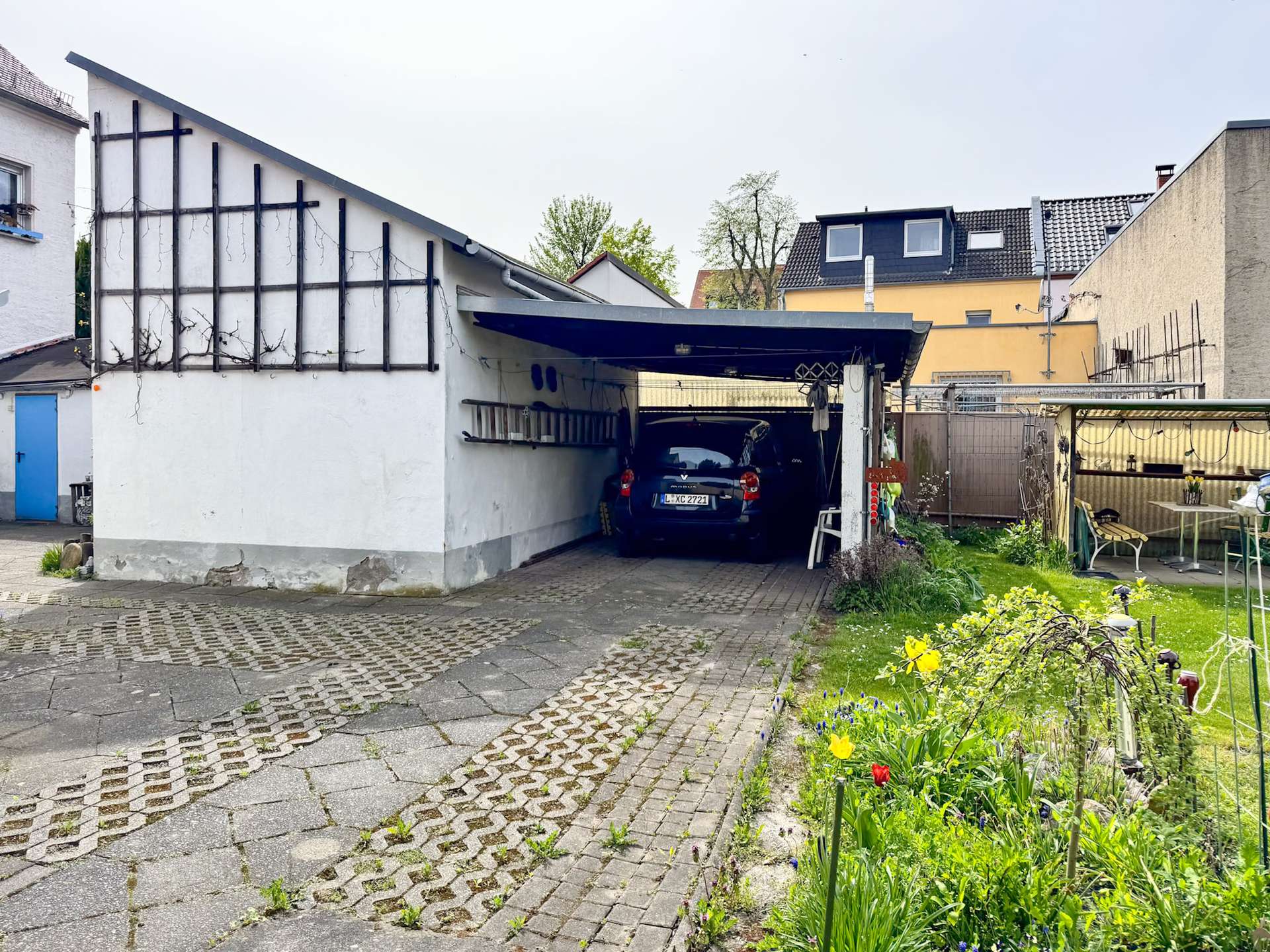 Charmantes Ein- oder Mehrfamilienhaus! Heizung aus 2024 | Kamin | liebevoll angelegter Garten – Borsdorf – Vorschaubild 7