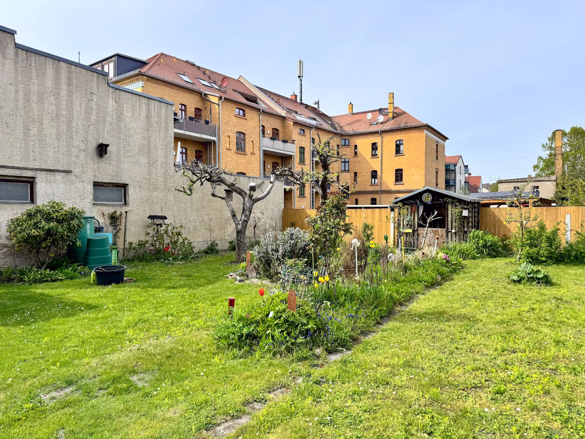 Charmantes Ein- oder Mehrfamilienhaus! Heizung aus 2024 | Kamin | liebevoll angelegter Garten – Borsdorf – Vorschaubild 8