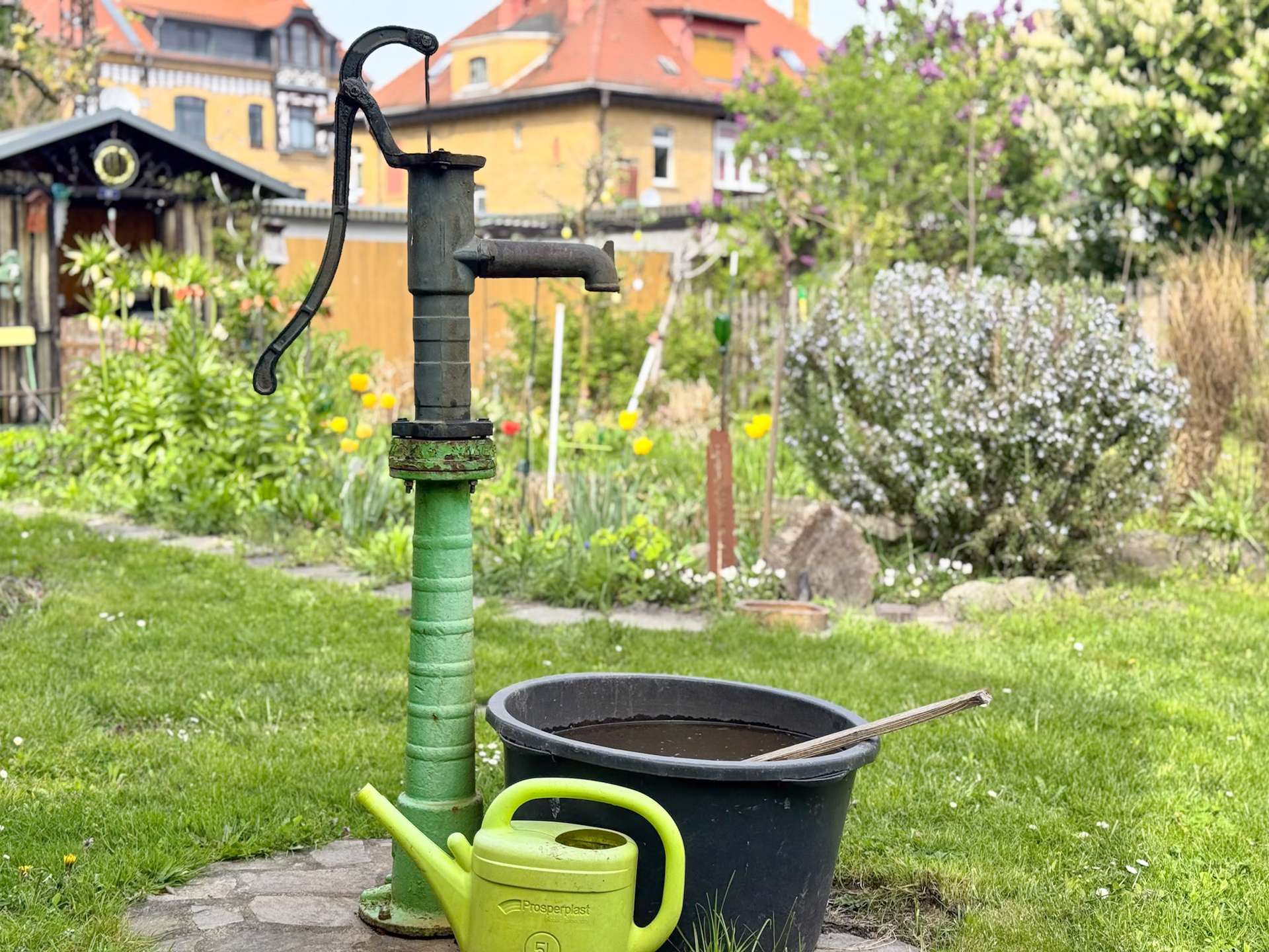 Charmantes Ein- oder Mehrfamilienhaus! Heizung aus 2024 | Kamin | liebevoll angelegter Garten – Borsdorf – Vorschaubild 9