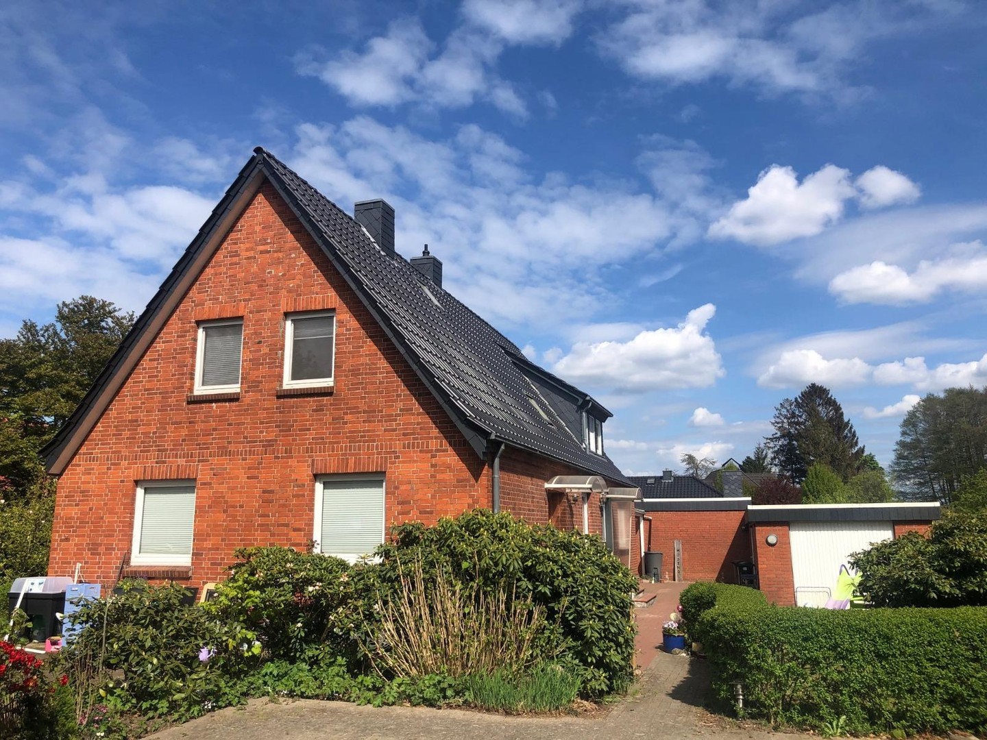 Ab 1.6.26: 70m² Wohnung mit Dachterrasse zentral in Sottrum, PKW-Stellplatz