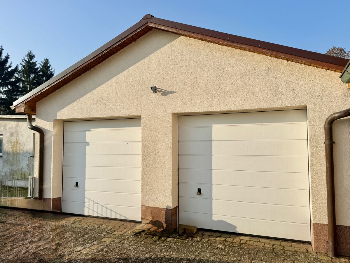 HORN IMMOBILIEN ++ Haus mit Doppelgarage und Nebengebäude in Wodarg bei Altentreptow, ruhige Lage – Werder OT Wodarg – Vorschaubild 12