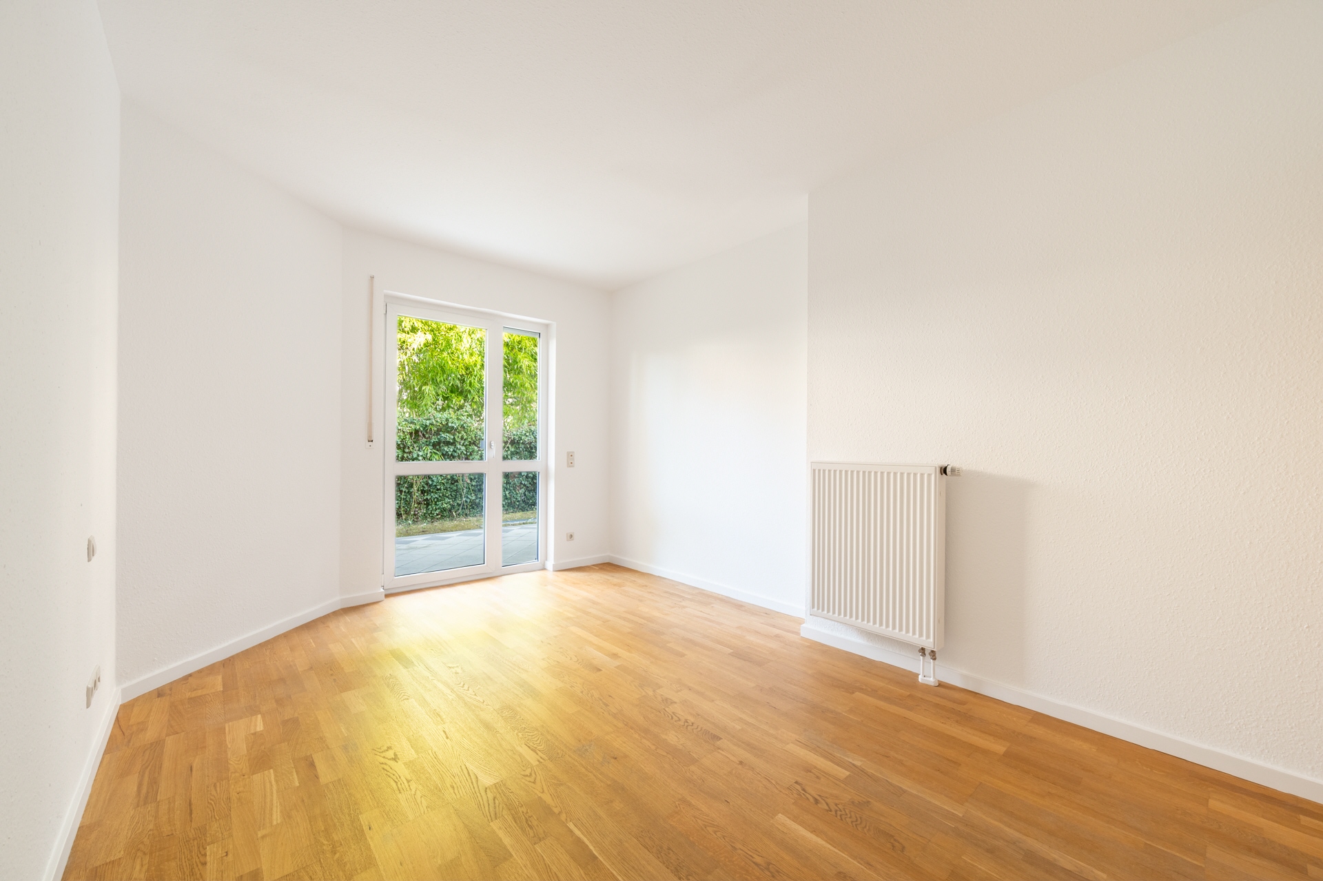 Aigner - Großzügige 3-Zimmer-Erdgeschosswohnung mit Garten in der Villenkolonie Pasing I – München – Vorschaubild 3