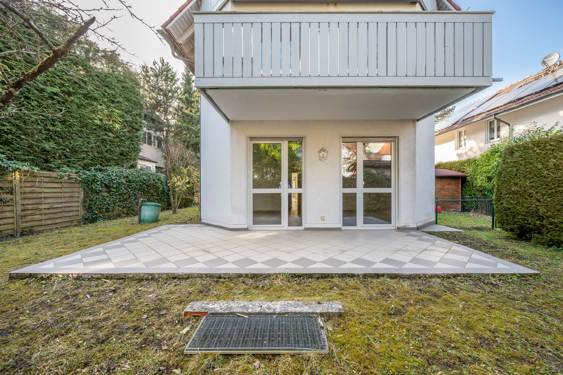 Aigner - Großzügige 3-Zimmer-Erdgeschosswohnung mit Garten in der Villenkolonie Pasing I – München – Vorschaubild 9