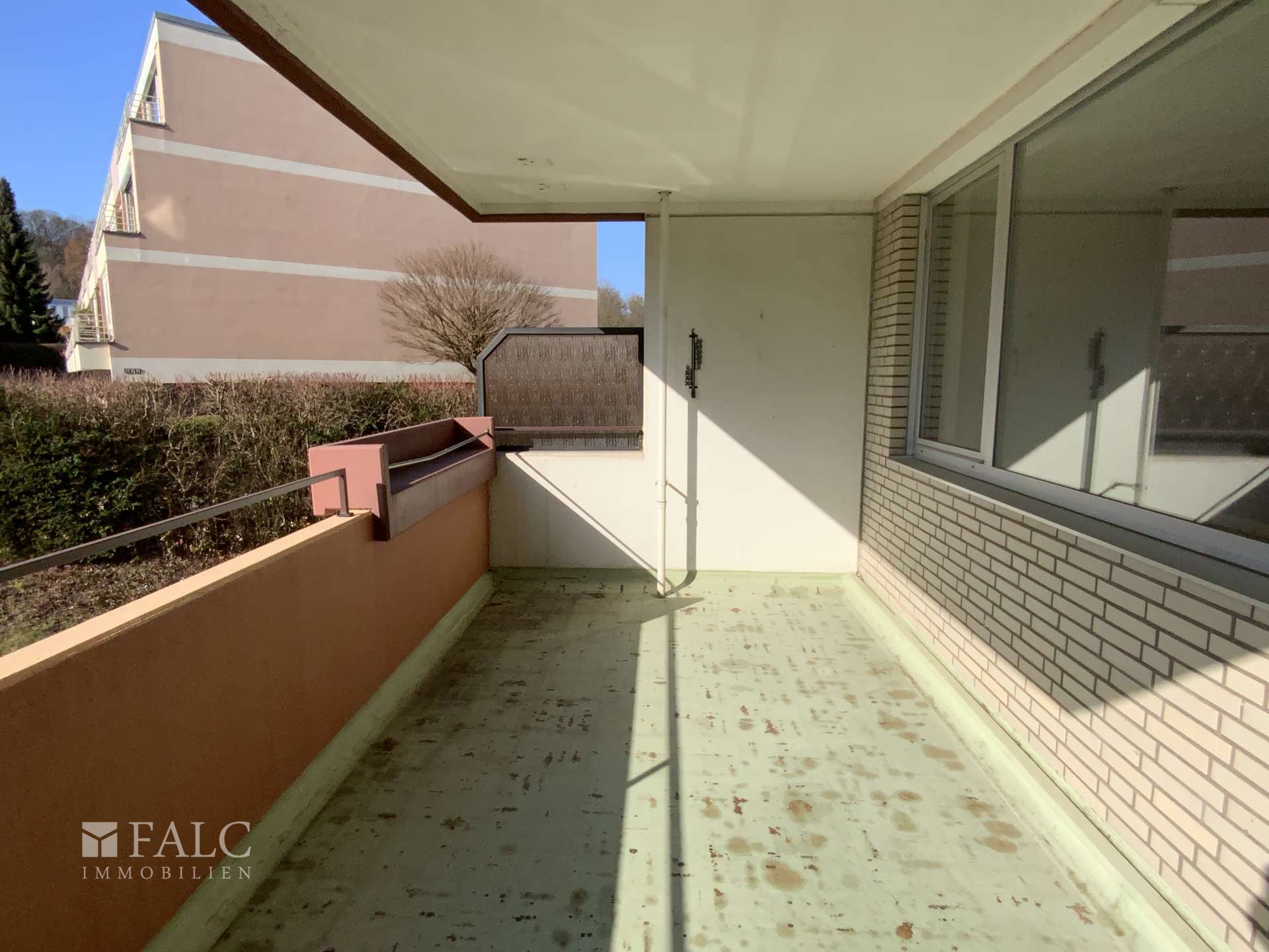 Helle, geräumige 2-Zimmer-Wohnung mit großem Balkon – Hildesheim – Vorschaubild 4