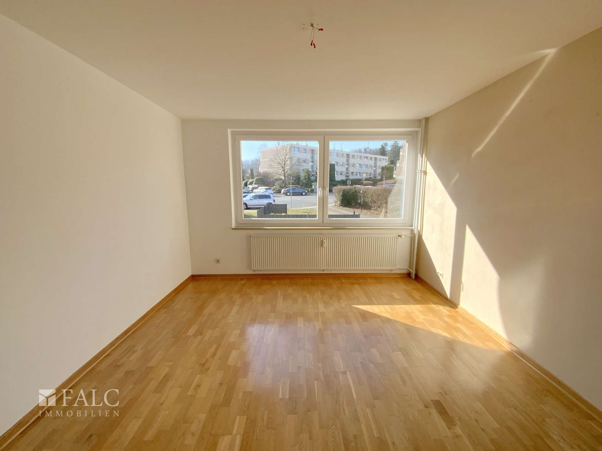 Helle, geräumige 2-Zimmer-Wohnung mit großem Balkon – Hildesheim – Vorschaubild 6