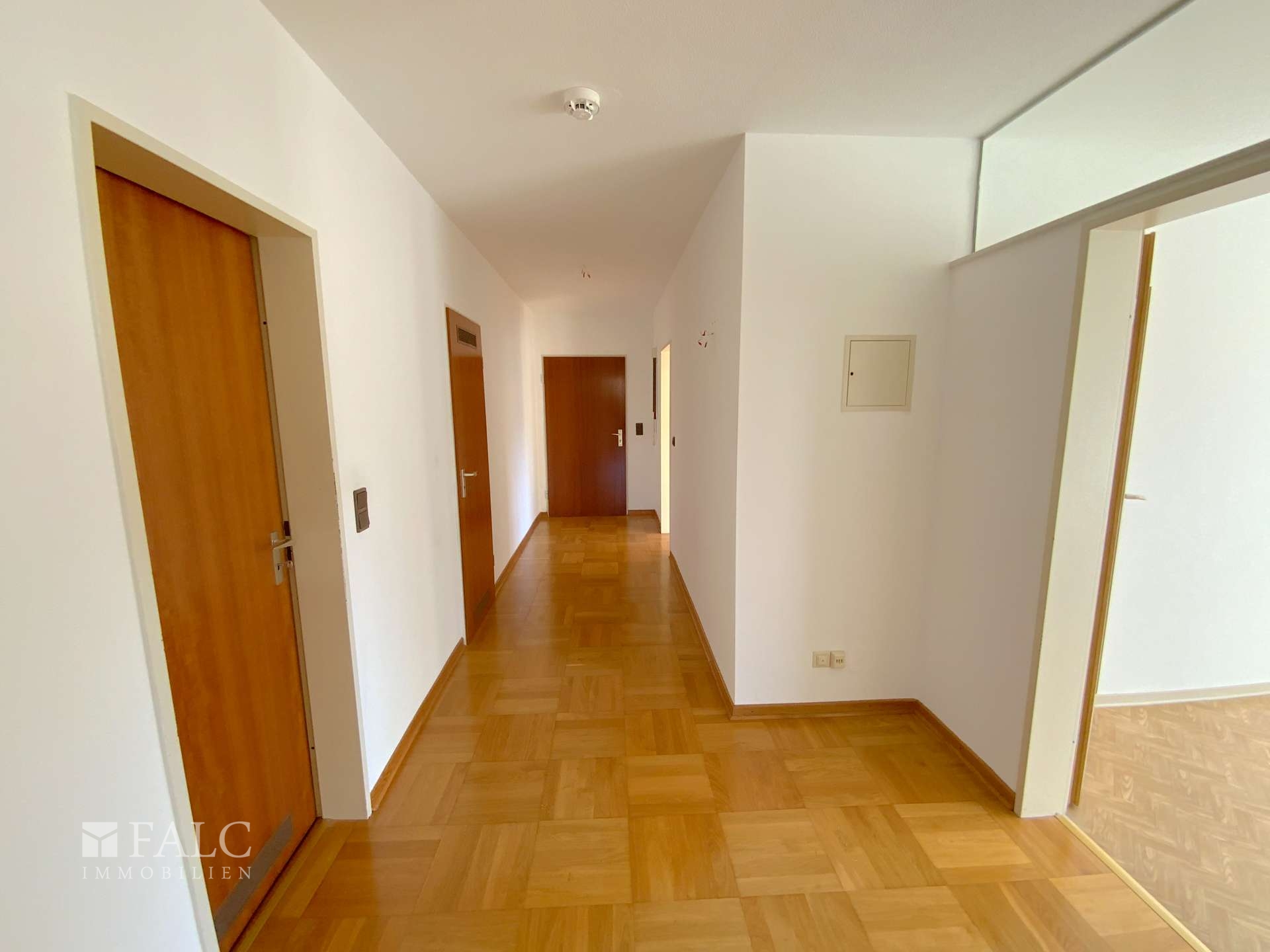 Helle, geräumige 2-Zimmer-Wohnung mit großem Balkon – Hildesheim – Vorschaubild 7