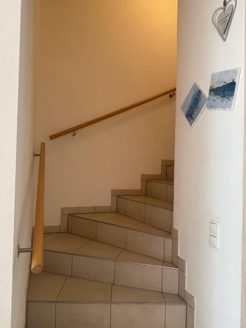 Neuwertiges Reiheneckehaus (Erstbezug 2011) in Buchloe von Privat zum Kauf – Buchloe – Vorschaubild 5