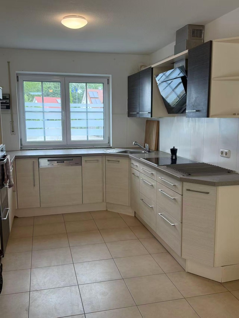 Neuwertiges Reiheneckehaus (Erstbezug 2011) in Buchloe von Privat zum Kauf – Buchloe – Vorschaubild 6