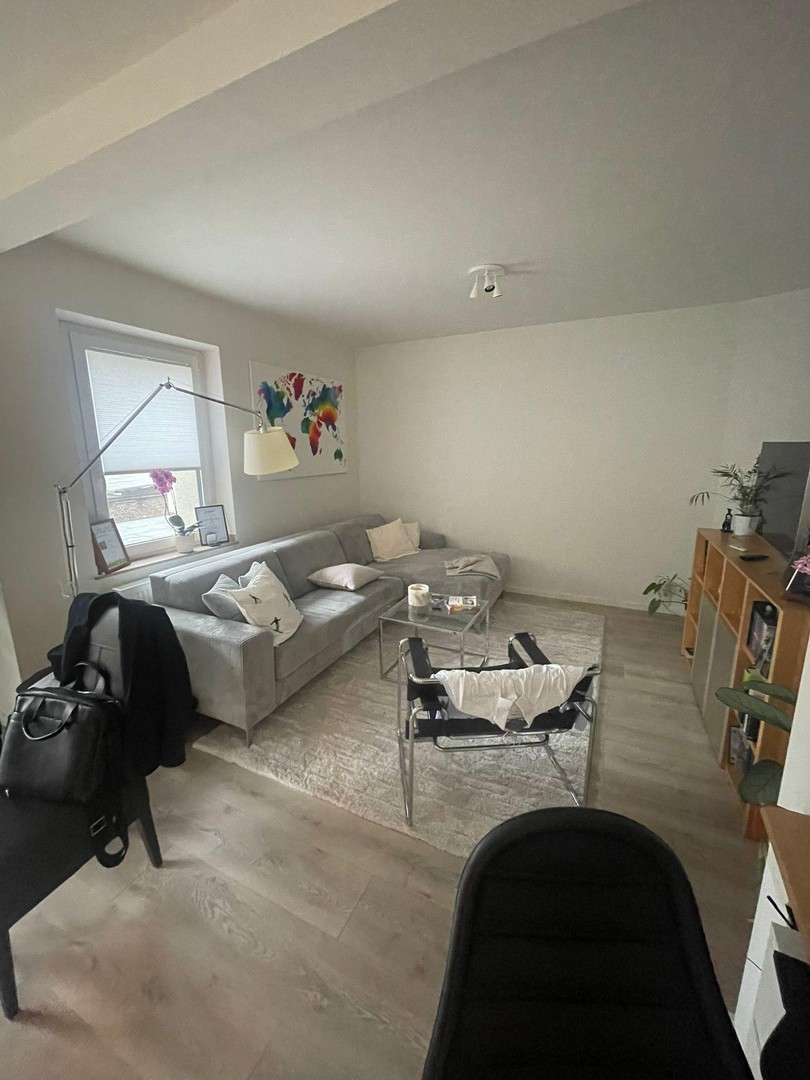 Renovierte 2-Zimmer-Wohnung mit Balkon, Aufzug & Einbauküche in zentraler Lage von Düsseldorf – Düsseldorf – Vorschaubild 6