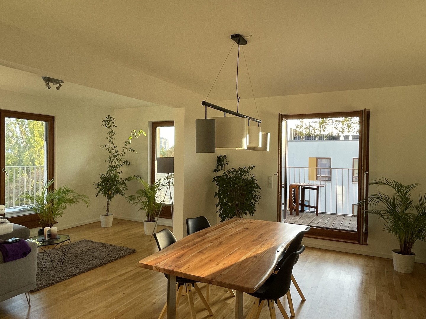 Penthouse appartment mit großer Dachterasse (möbliert) – Berlin – Vorschaubild 2