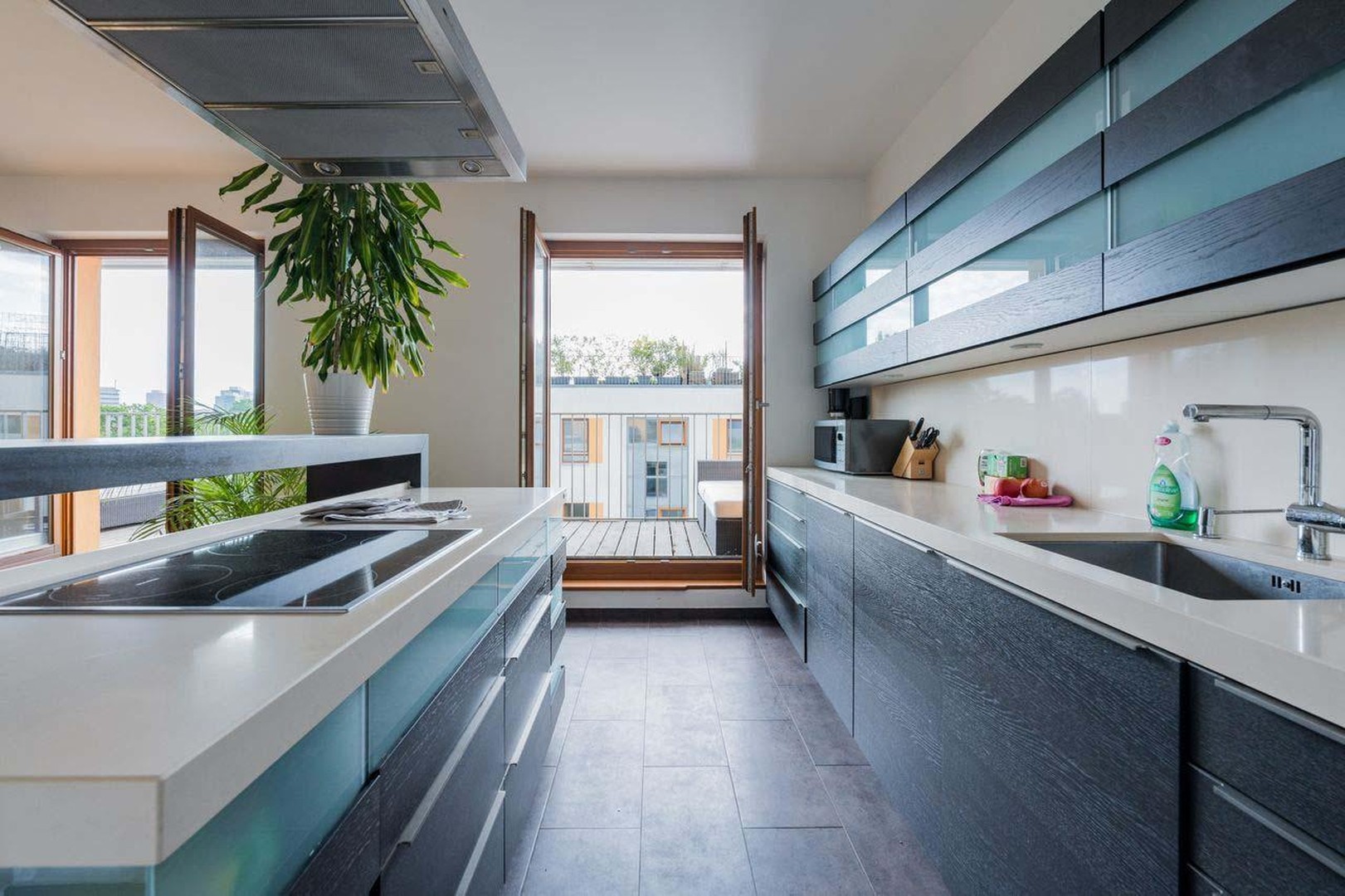 Penthouse appartment mit großer Dachterasse (möbliert) – Berlin – Vorschaubild 6