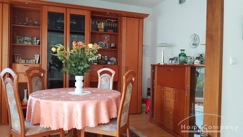 Schönes Reihenhaus, möbliert. In guter Lage. – Braunschweig – Vorschaubild 2