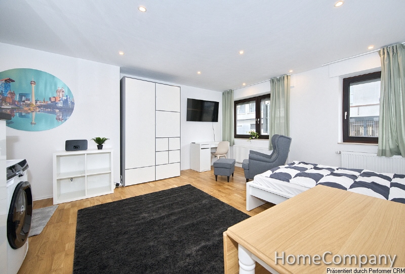 Geschmackvolles Businessapartment mit Wifi und Stellplatz im Zentrum von Düsseldorf – Düsseldorf – Vorschaubild 3
