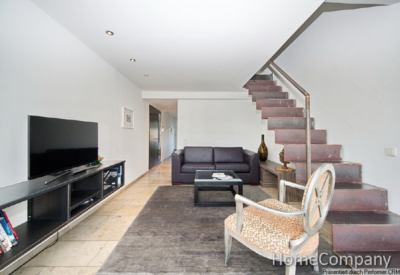 Außergewöhnlich! Maisonette in der Nähe der Königsallee in Düsseldorf, Tiefgaragenstellplatz möglich! – Düsseldorf – Vorschaubild 2