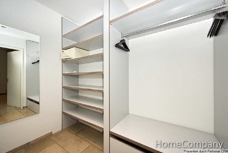 Sie suchen das Außergewöhnliche? Exklusives Apartment mit allem Komfort im Zentrum von Düsseldorf – Düsseldorf – Vorschaubild 9
