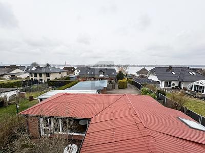 VIEL PLATZ MIT BLICK AUF DIE SCHLEI – Fahrdorf – Bild 1 von 6