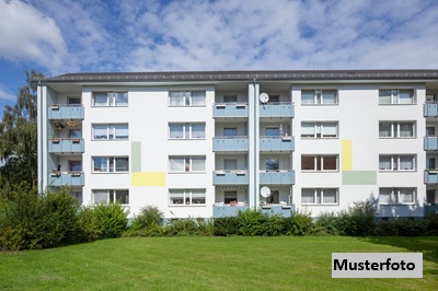 Wohn-/Geschäftshaus nebst Garage + Kapitalanlage +