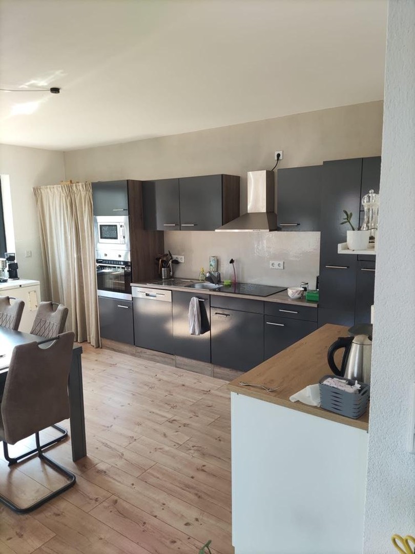 2 Zimmerwohnung mit Einbauküche und Balkon – gießen lützellinden – Vorschaubild 3