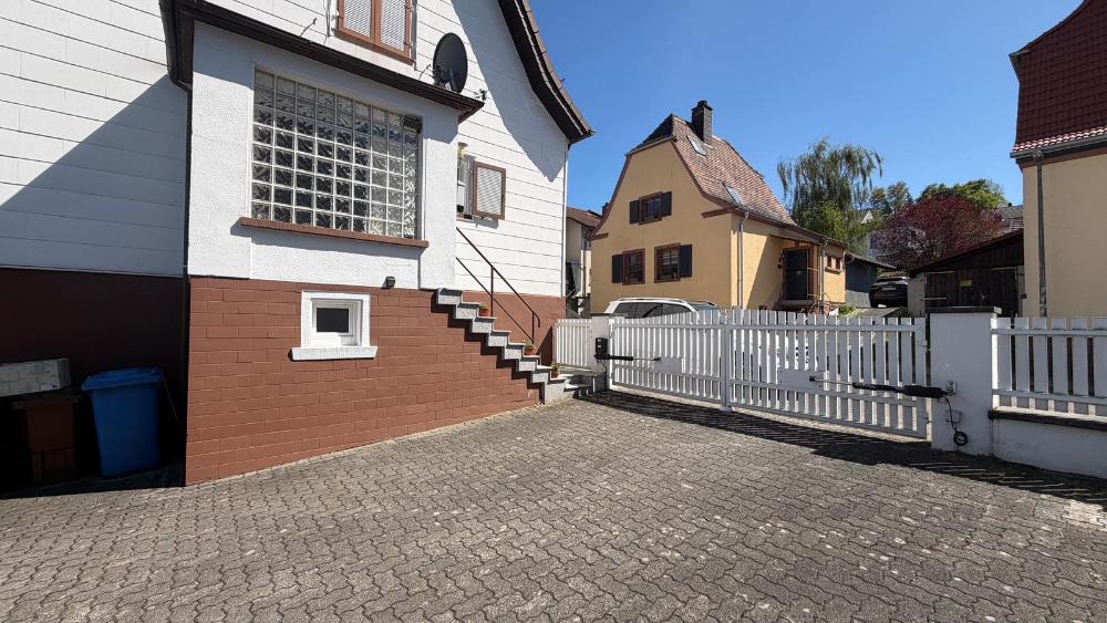 +++Gemütliches Einfamilienhaus mit Panoramablick, Doppelgarage und ebenem, sonnigen Gartengrundstück, sofort verfügbar+++ – Waldfischbach – Vorschaubild 6