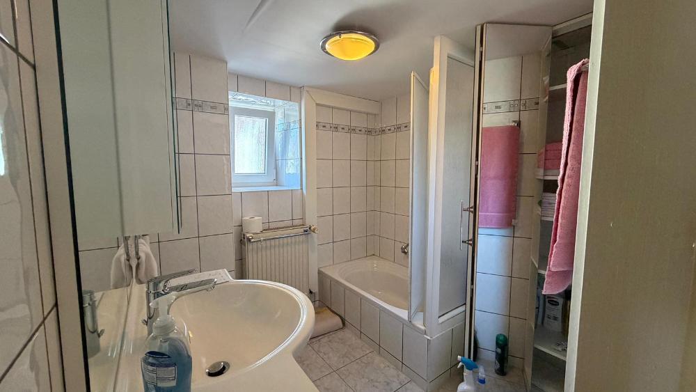 +++Gemütliches Einfamilienhaus mit Panoramablick, Doppelgarage und ebenem, sonnigen Gartengrundstück, sofort verfügbar+++ – Waldfischbach – Vorschaubild 12