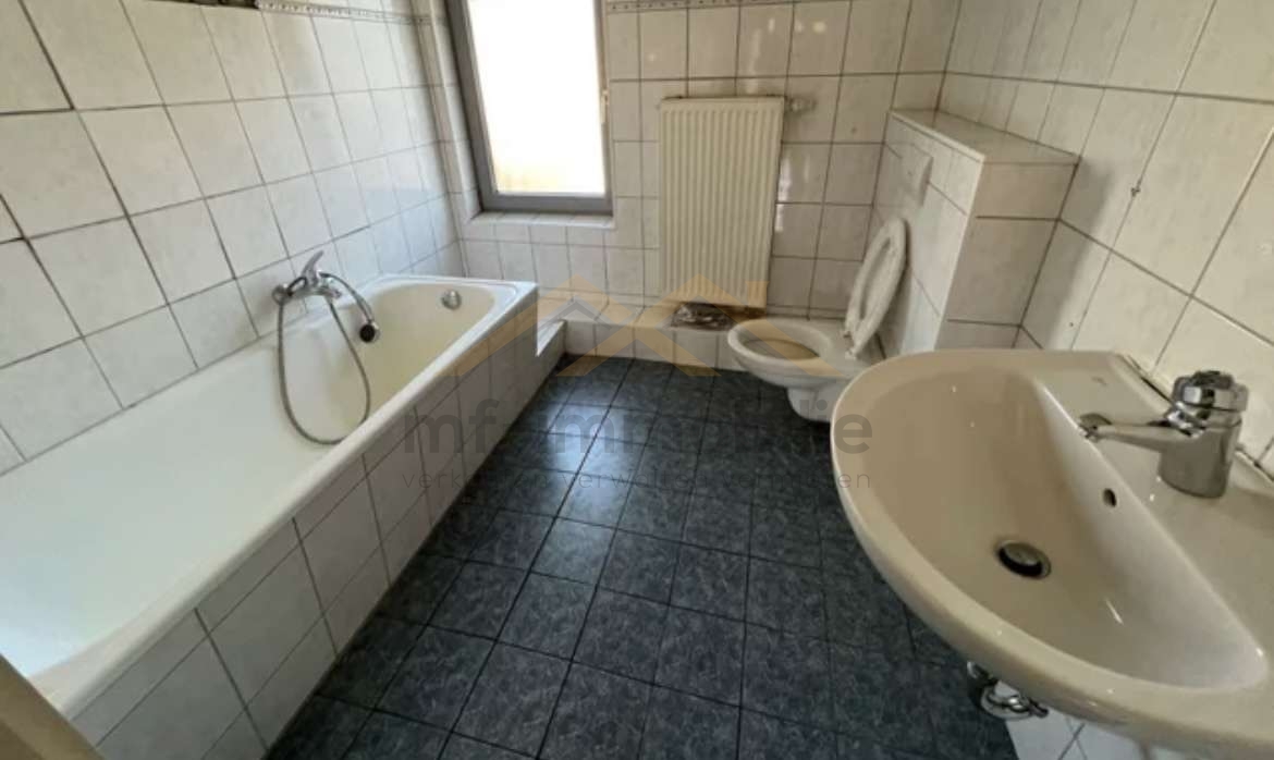 Mehrfamilienhaus mit 5 Wohnungen, mit Potenzial zur Aufteilung – Lehre – Vorschaubild 8