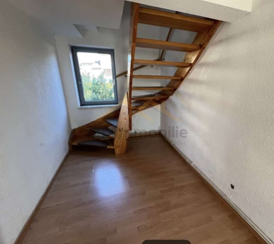 Mehrfamilienhaus mit 5 Wohnungen, mit Potenzial zur Aufteilung – Lehre – Vorschaubild 11