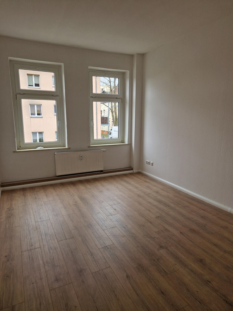 Schöne 2-Zimmer-Wohnung mit moderner Einbauküche - Stellplatz optional in Engelsdorf – Leipzig – Vorschaubild 5