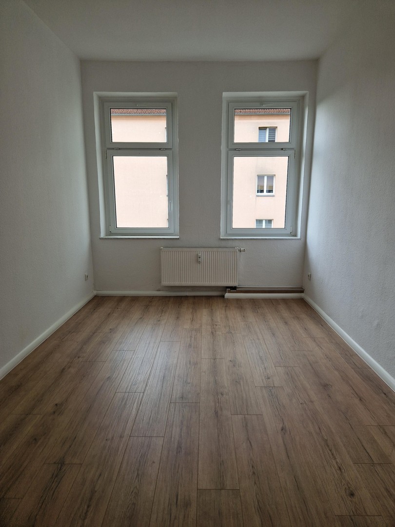 Schöne 2-Zimmer-Wohnung mit moderner Einbauküche - Stellplatz optional in Engelsdorf – Leipzig – Vorschaubild 6