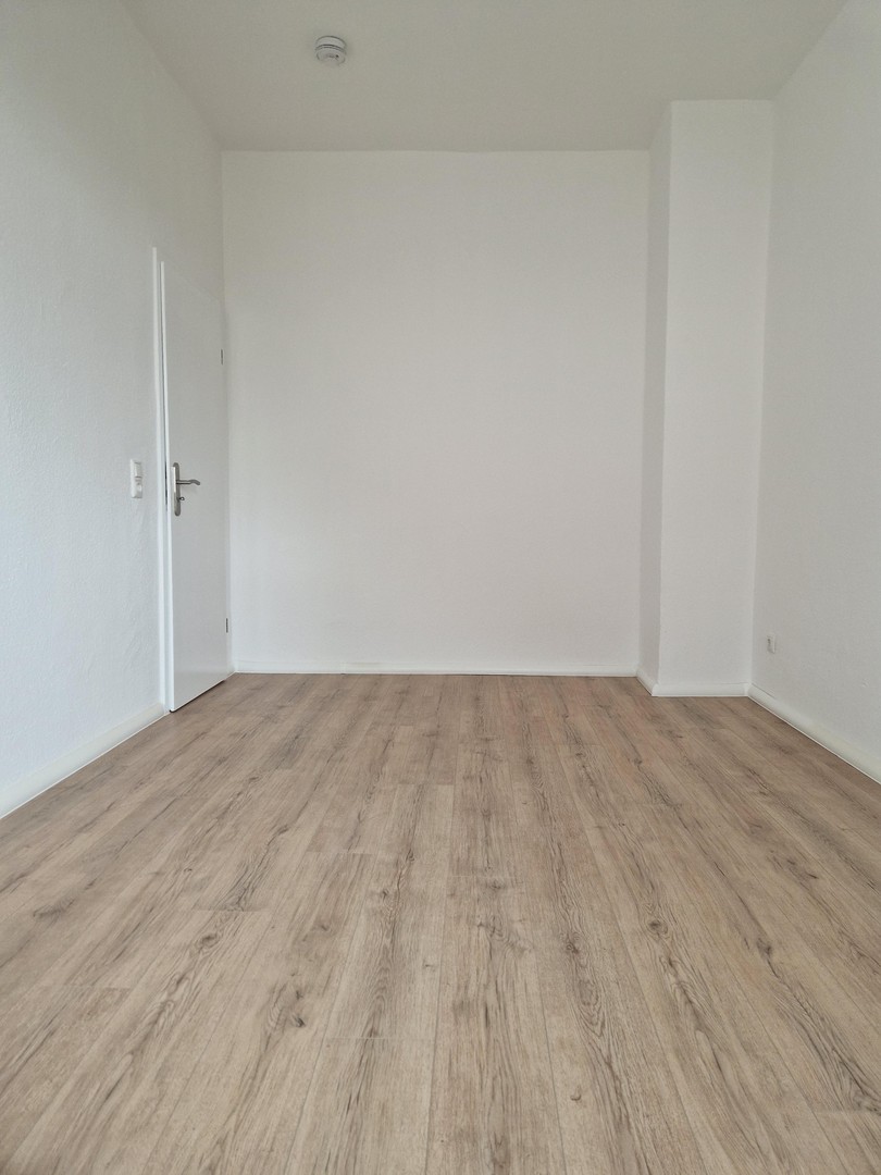 Schöne 2-Zimmer-Wohnung mit moderner Einbauküche - Stellplatz optional in Engelsdorf – Leipzig – Vorschaubild 7